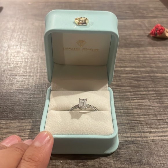 Brand new never worn - Picture 3 of 7